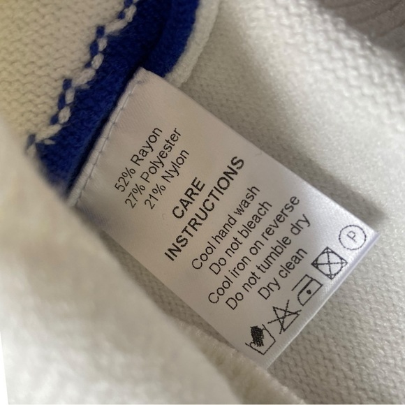 - McCann Company Rayon Blend White & Blue Long Sleeve Crewneck Sweater - Picture 7 of 8